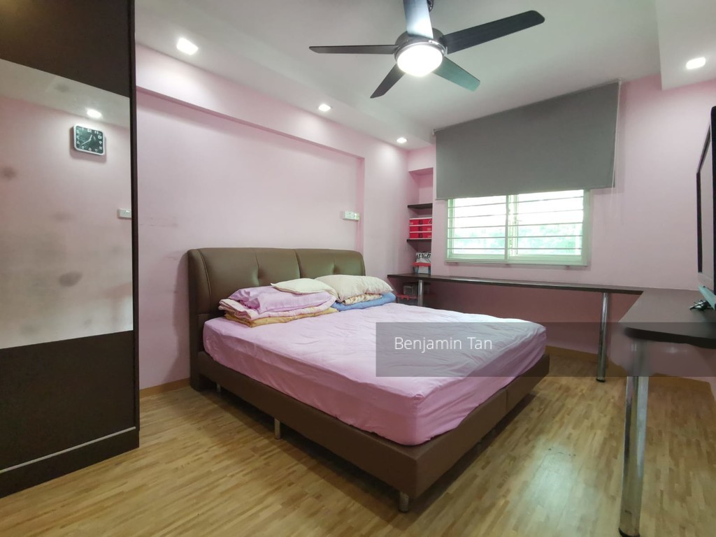 Blk 109D Edgedale Plains (Punggol), HDB 5 Rooms #220393201